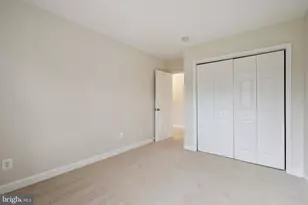 8312 Kingsgate Rd, Springfield, VA 22152 - Photo 15