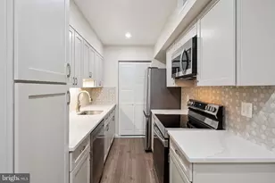 8312 Kingsgate Rd, Springfield, VA 22152 - Photo 25