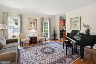 8750 Copeland Pond Ct, Fairfax, VA 22031 - Photo 7