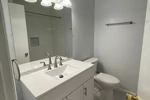 8125 Edmonton Ct, Springfield, VA 22152 - Photo 5