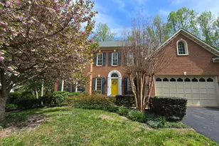 5013 Lincoln Dr, Fairfax, VA 22030 - Photo 7