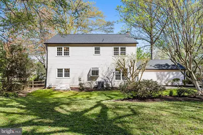 10305 Hunt Country Lane, Vienna, VA 22182 - Photo 9