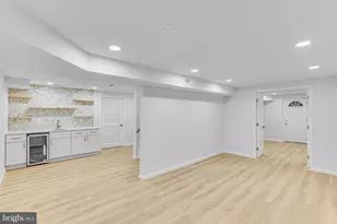 10305 Hunt Country Ln, Vienna, VA 22182 - Photo 41