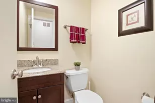 4866 Carriagepark Rd, Fairfax, VA 22032 - Photo 29