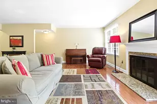 4866 Carriagepark Rd, Fairfax, VA 22032 - Photo 7