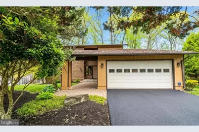 5222 Bradfield Drive, Burke, VA 22015 - Photo 1