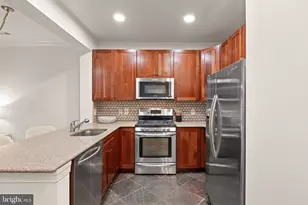 12000 Market St, Reston, VA 20190 - Photo 9