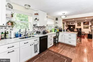 1721 Whitewood Ln, Herndon, VA 20170 - Photo 7