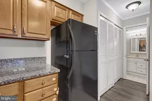 6014 Havener House Way, Centreville, VA 20120 - Photo 11