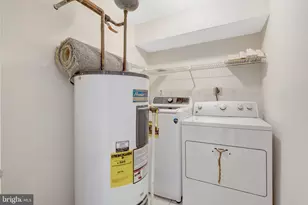 6014 Havener House Way, Centreville, VA 20120 - Photo 21