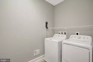 6421 Beatles Ln, Alexandria, VA 22310 - Photo 43