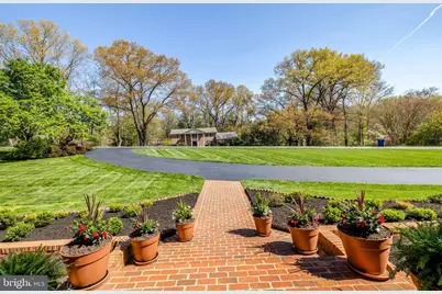 11221 Country Place, Oakton, VA 22124 - Photo 99