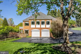 11221 Country Pl, Oakton, VA 22124 - Photo 97