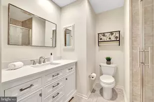 11221 Country Pl, Oakton, VA 22124 - Photo 49