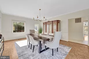 11221 Country Pl, Oakton, VA 22124 - Photo 37