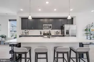 4902 Longmire Wy, Chantilly, VA 20151 - Photo 7
