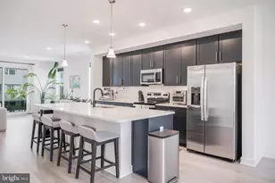 4902 Longmire Wy, Chantilly, VA 20151 - Photo 9
