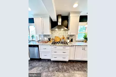 7113 Marlan Drive, Alexandria, VA 22307 - Photo 7