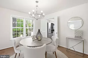 9202 Dorothy Ln, Springfield, VA 22153 - Photo 23