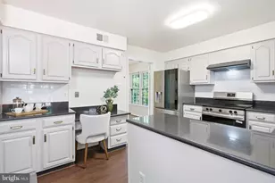 9202 Dorothy Ln, Springfield, VA 22153 - Photo 19