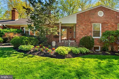 9025 Charles Augustine Drive, Alexandria, VA 22308 - Photo 3