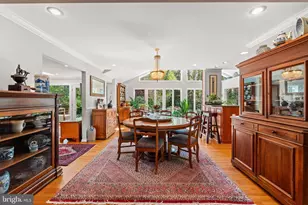 9025 Charles Augustine Dr, Alexandria, VA 22308 - Photo 11