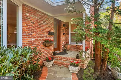 9025 Charles Augustine Drive, Alexandria, VA 22308 - Photo 5