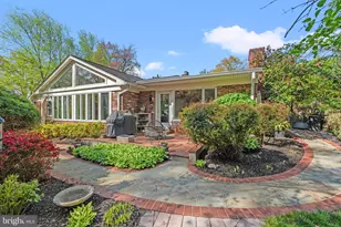 9025 Charles Augustine Dr, Alexandria, VA 22308 - Photo 29