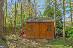 9025 Charles Augustine Dr, Alexandria, VA 22308 - Photo 53