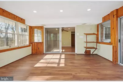 10624 Marbury Road, Oakton, VA 22124 - Photo 11