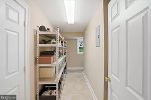 8455 Portland Pl, McLean, VA 22102 - Photo 63