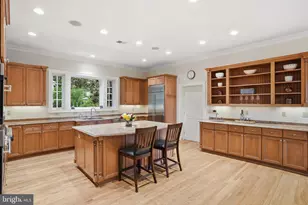 8455 Portland Pl, McLean, VA 22102 - Photo 15
