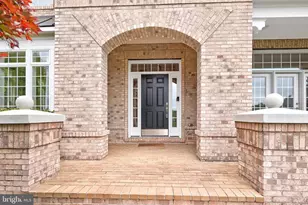 3431 Fawn Wood Ln, Fairfax, VA 22033 - Photo 7