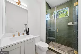 6801 Crutchfield St, Falls Church, VA 22043 - Photo 23