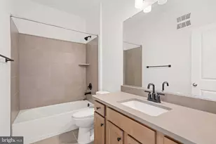 14350 Yesler Ave, Chantilly, VA 20151 - Photo 35