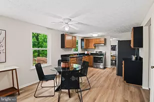 12528 Cliff Edge Dr, Herndon, VA 20170 - Photo 11