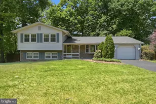 8609 Woodview Dr, Springfield, VA 22153 - Photo 1