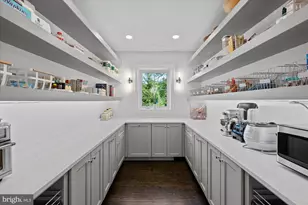 6158 Tompkins Dr, McLean, VA 22101 - Photo 19