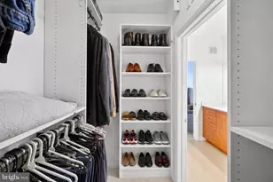 12937 Centre Park Cir, Herndon, VA 20171 - Photo 23