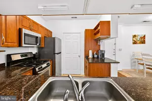 12937 Centre Park Cir, Herndon, VA 20171 - Photo 3