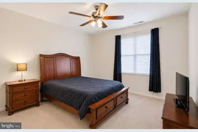 12937 Centre Park Circle #304, Herndon, VA 20171 - Photo 11