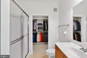 12937 Centre Park Cir, Herndon, VA 20171 - Photo 21