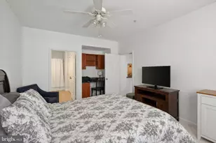 12937 Centre Park Cir, Herndon, VA 20171 - Photo 15