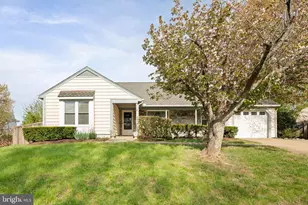 5406 Clubside Ln, Centreville, VA 20120 - Photo 3