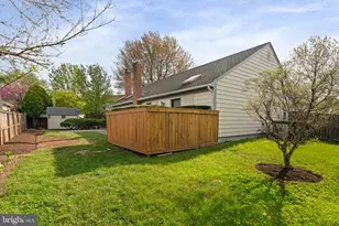 5406 Clubside Ln, Centreville, VA 20120 - Photo 7