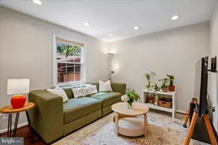 3140 Ellenwood Dr, Fairfax, VA 22031 - Photo 13