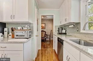 6409 The Parkway, Alexandria, VA 22310 - Photo 9