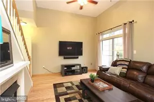 11864 Breton Ct, Reston, VA 20191 - Photo 3