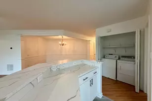 12481 Hayes Ct, Fairfax, VA 22033 - Photo 9