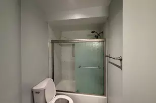 12481 Hayes Ct, Fairfax, VA 22033 - Photo 7